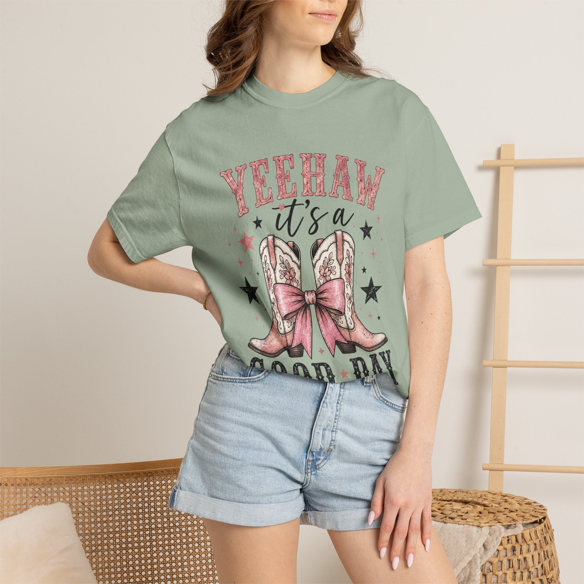 Cowgirl Tee — "Yeehaw It's a Good Day" Graphic T-Shirt