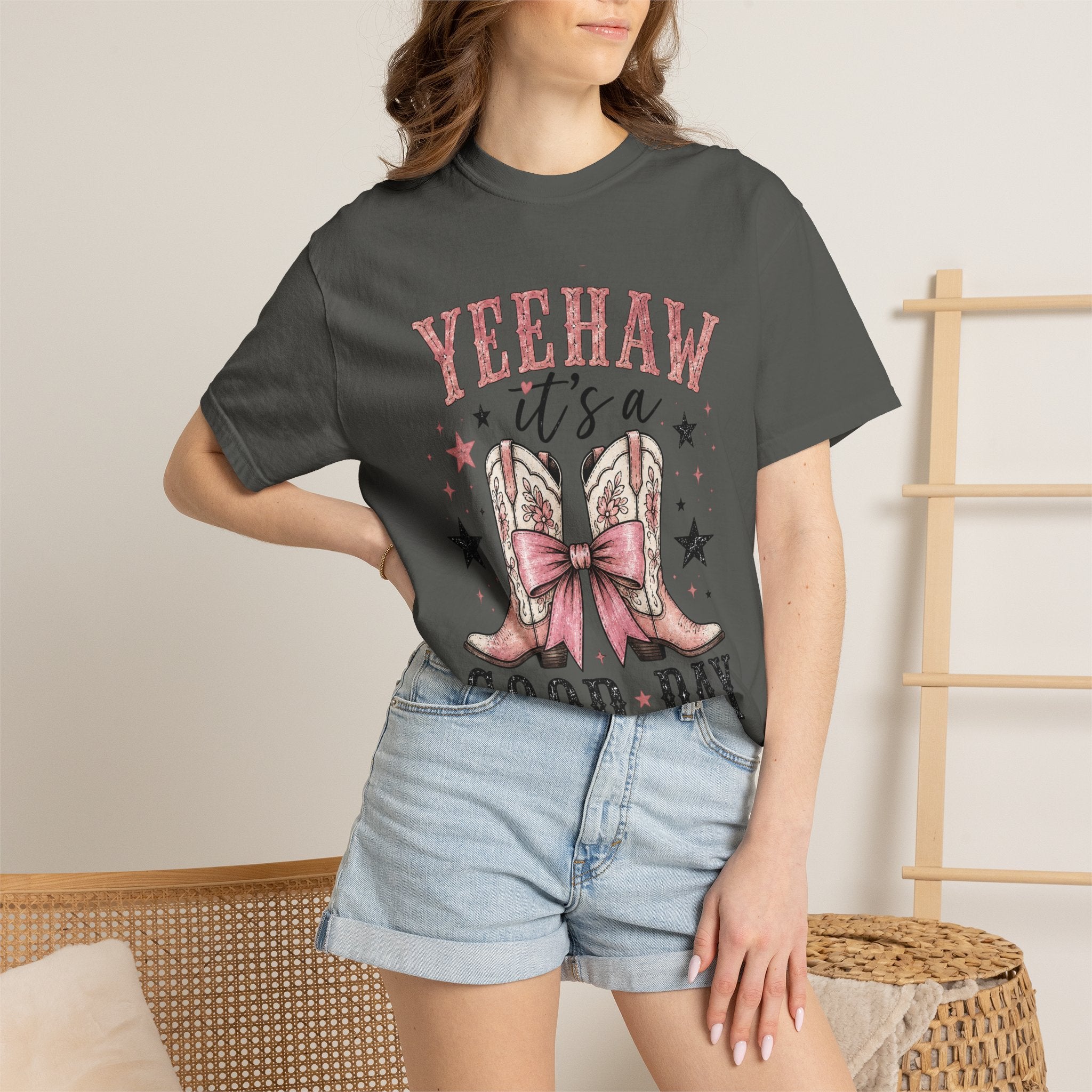 Cowgirl Tee — "Yeehaw It's a Good Day" Graphic T-Shirt