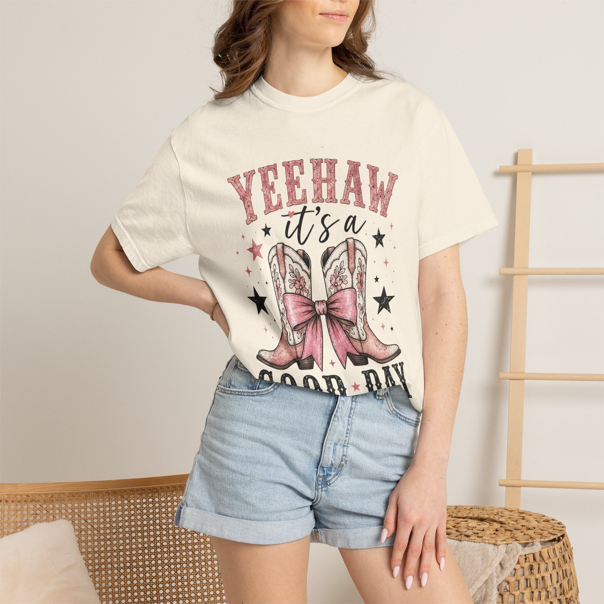 Cowgirl Tee — "Yeehaw It's a Good Day" Graphic T-Shirt
