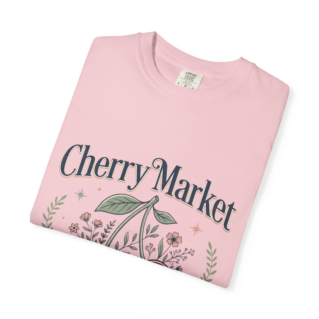 Cherry Market cherries T-shirt | vintage fruit market design