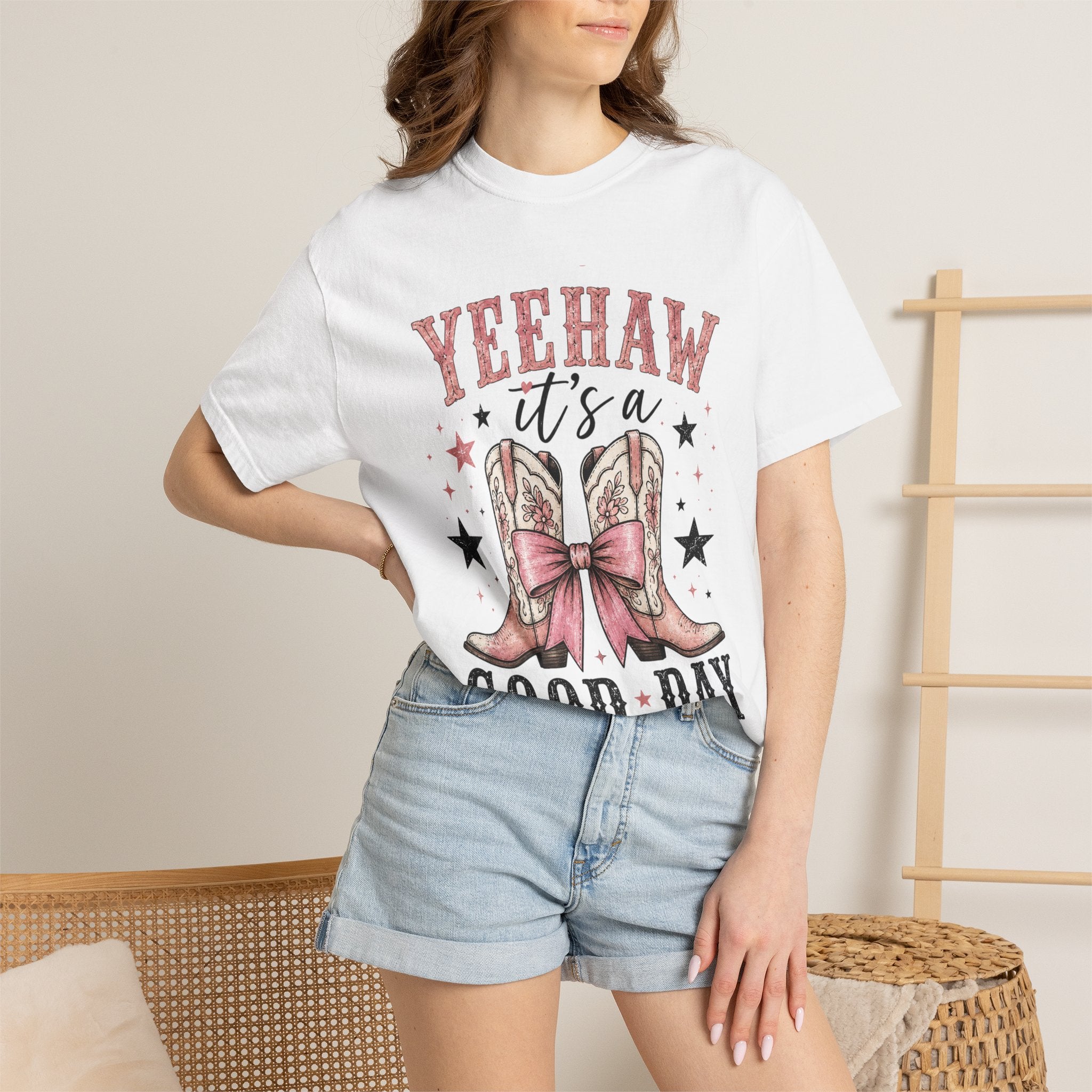 Cowgirl Tee — "Yeehaw It's a Good Day" Graphic T-Shirt