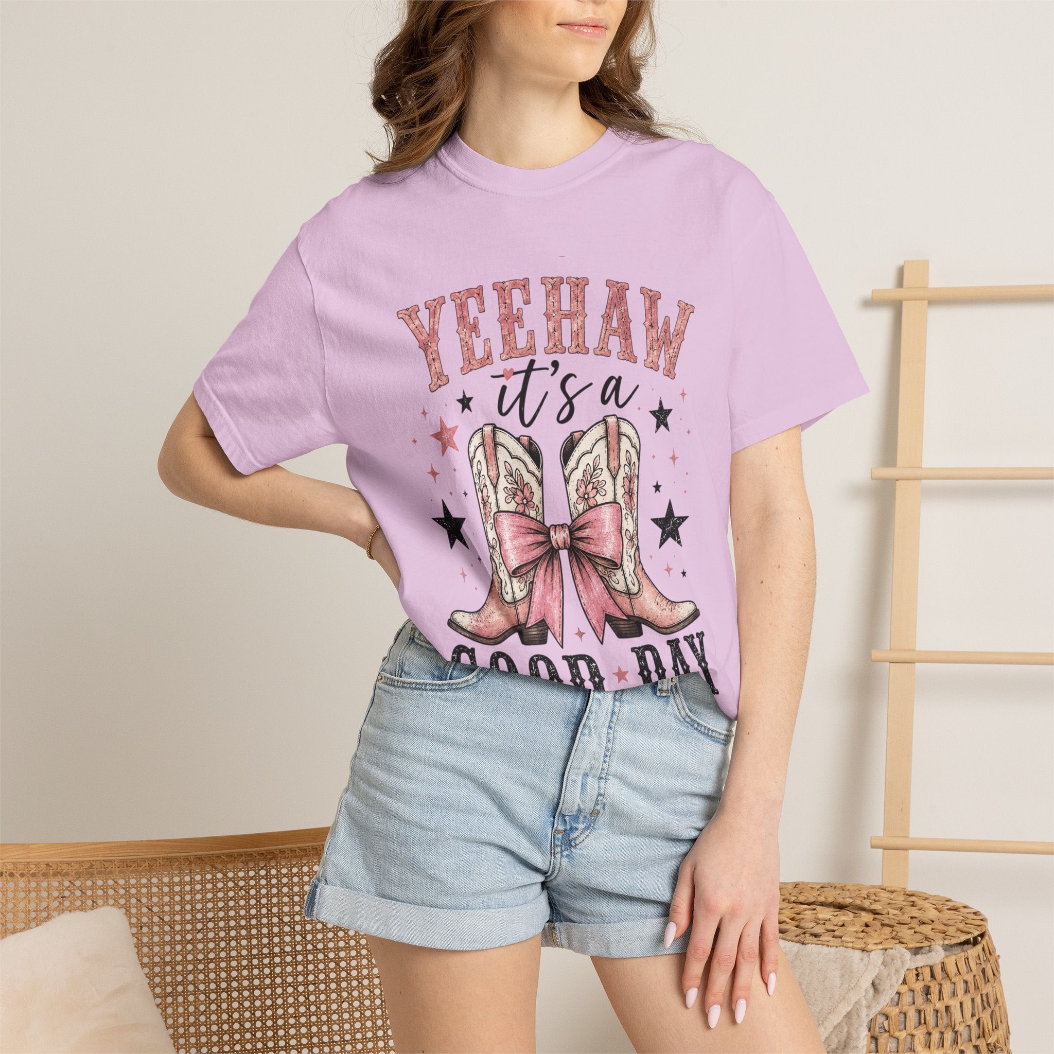 Cowgirl Tee — "Yeehaw It's a Good Day" Graphic T-Shirt