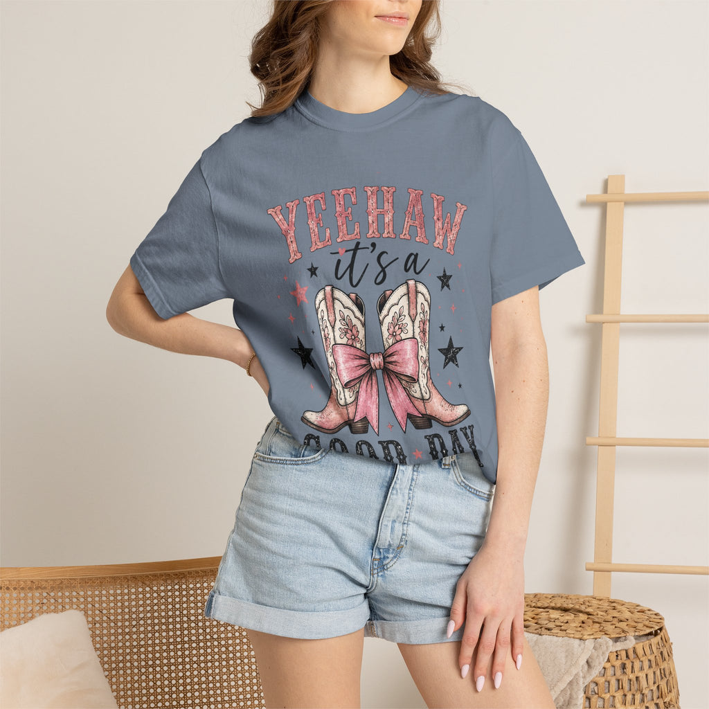 Cowgirl Tee — "Yeehaw It's a Good Day" Graphic T-Shirt